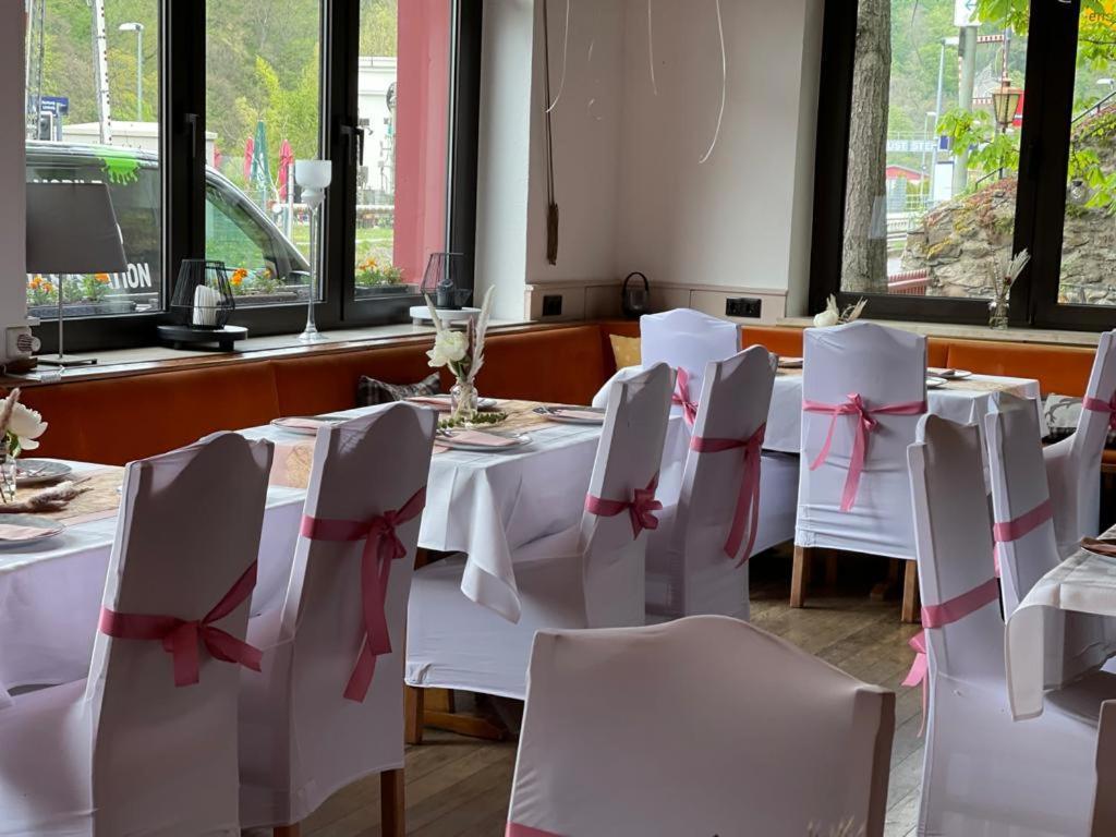Hotel Und Restaurant "Balduin" Balduinstein Екстер'єр фото